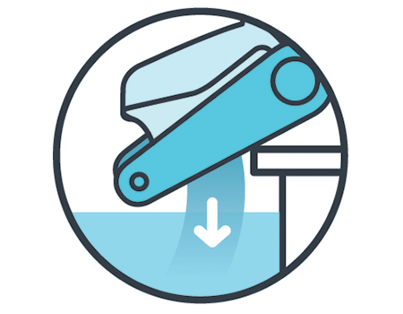 All pool cleaners in the Carrera range are equipped with a quick water release system. This makes it easy to remove and handle the robot in and out of the water.