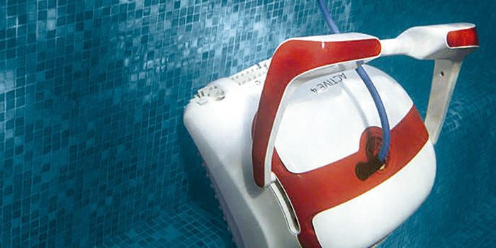 The Dolphin Active X4 pool cleaner provides reliable, convenient and cost-effective pool cleaning. Its reliable filtration method in all pool conditions and active brushing on all surfaces optimises pool hygiene.